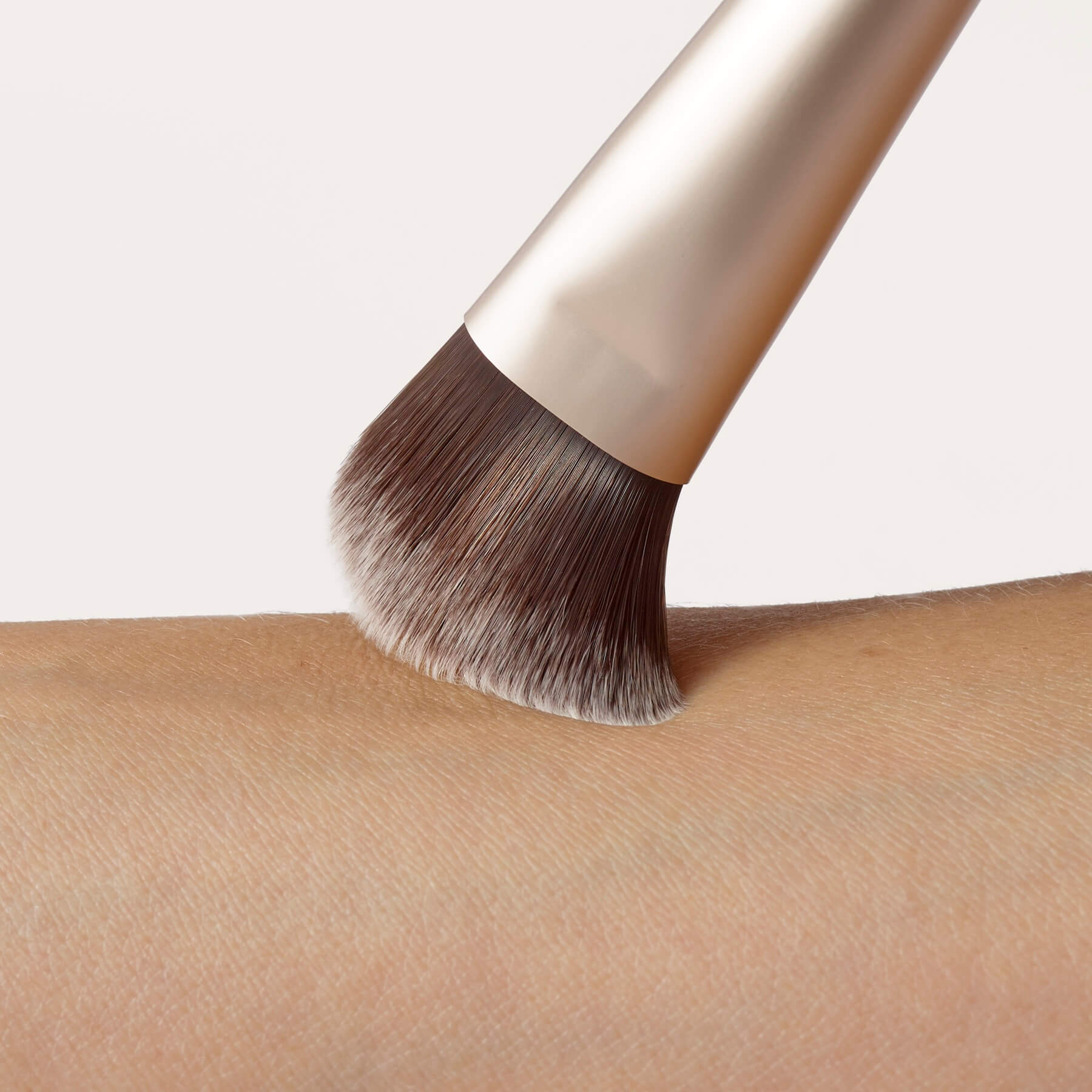 Pro Series Liquid Complexion Brush - Image 3