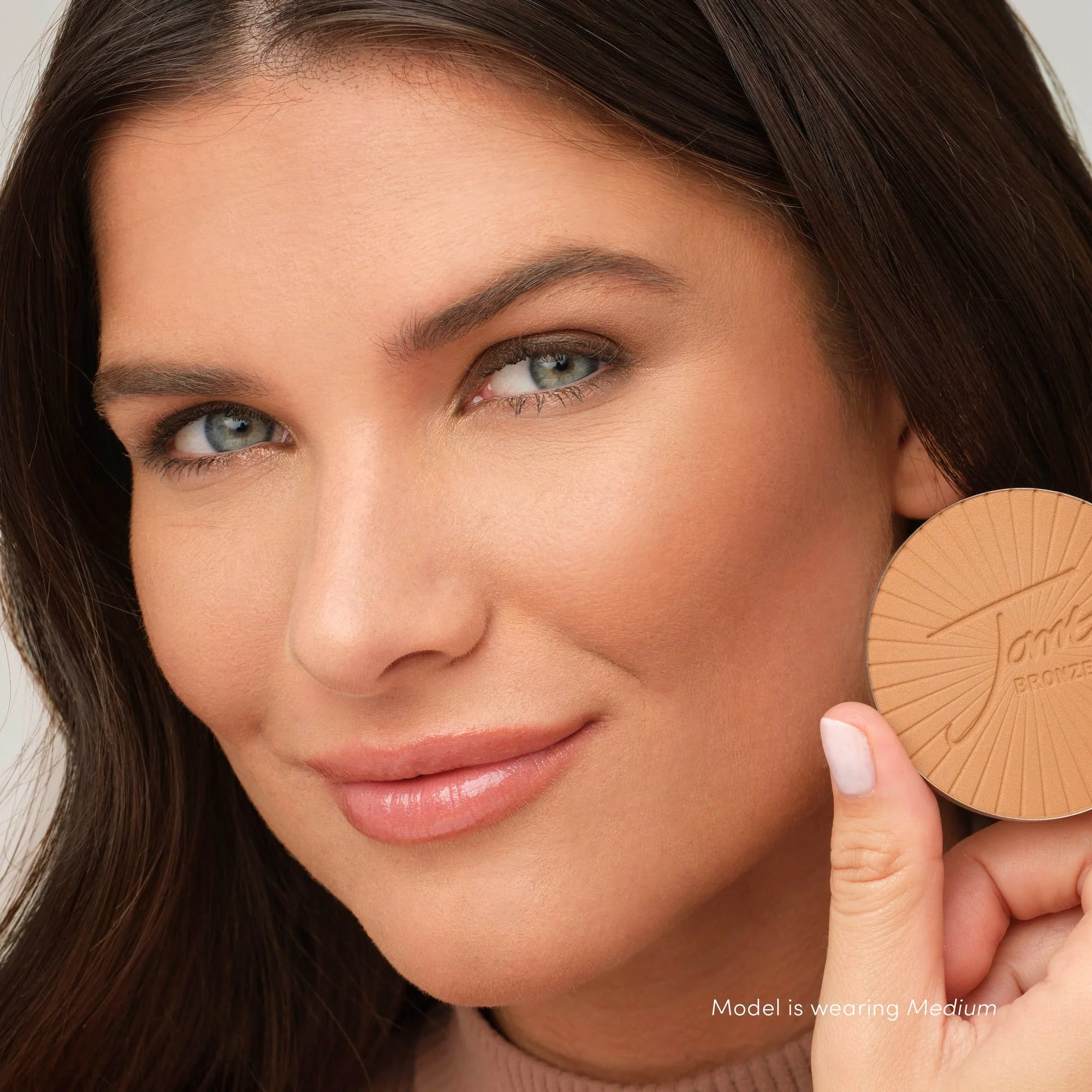 PureBronze Matte Bronzer Refill - Image 8